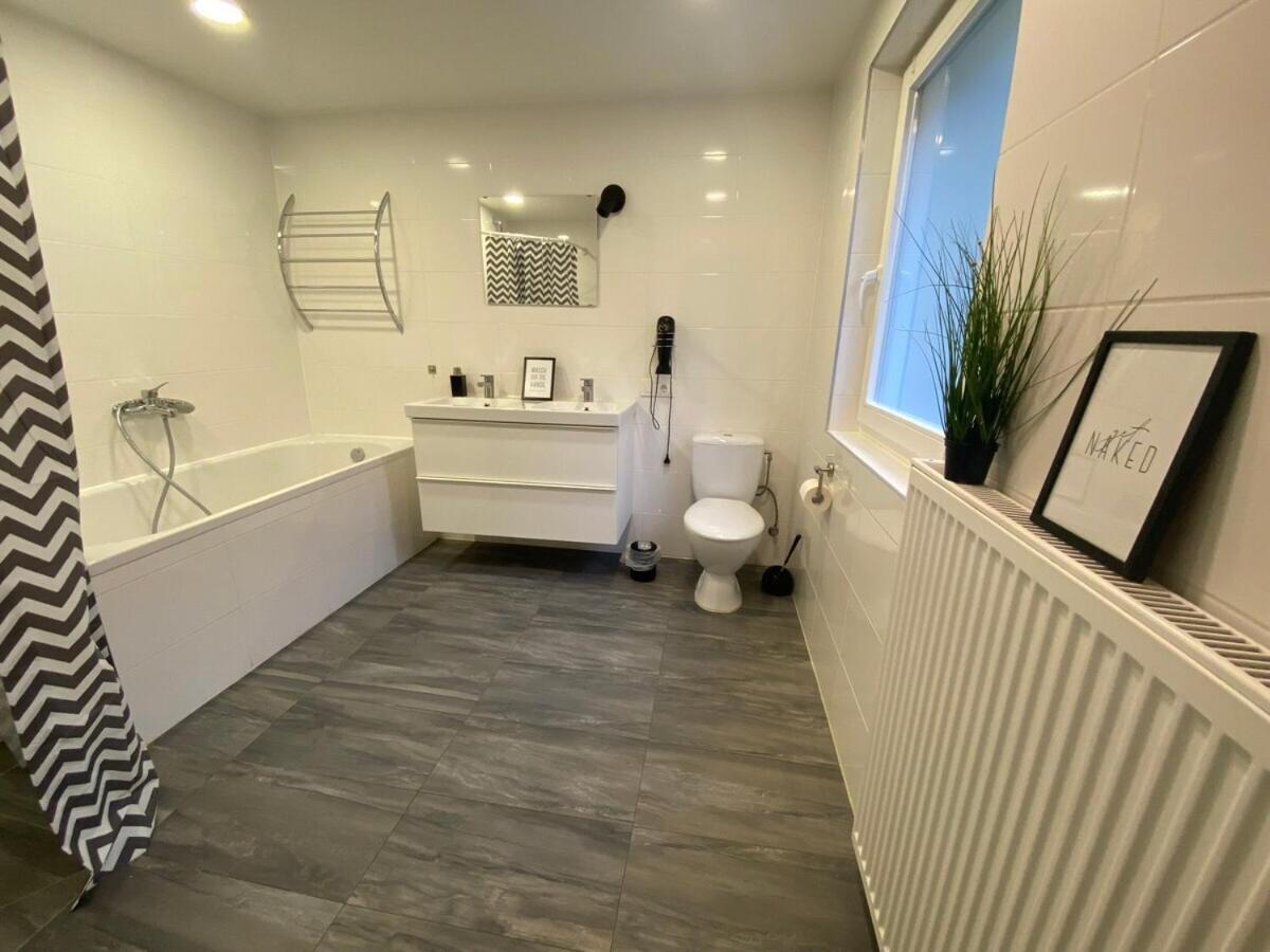 Discovair Traben-Trarbach - Ferienhaus Fuer 6 Personen Mit Netflix Apartment Luaran gambar